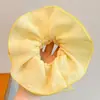 Goma para el pelo scrunchie floral vintage para mujer, accesorio para el pelo de estilo casual y de alta gama, nuevo modelo 2026 para moño