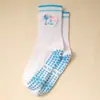 Calcetines de Yoga para Mujer de Media Pantorrilla con Pegamento Antideslizante Encaje de Hongo Bordado de Cereza Calcetines Profesionales para Entrenamiento Correr Pilates
