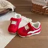 Tênis Infantil Forrest Gump 2026 Primavera/Outono Novo Estilo Tênis Esportivo Infantil Leve Menina Pequena Sapatos Brancos Solado Macio Sapatos Casuais para Bebê