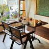 Mesa de Comedor de Nogal Negro Mesa y Sillas de Madera Maciza Americana Estilo Retro Mesa de Tienda de Agua de Azúcar Silla con Respaldo Curvo Simple y Moderna de Panadería