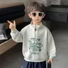 Sudadera para Niños Estilo Primavera y Otoño Moda Niños Cuello Alto Pulóver 2026 Nuevo Otoño Bebé Dibujos Animados Versátil Superior