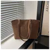 Bolso Retro de Moda de Gran Capacidad para Mujer 2025 Nuevo Bolso de Hombro Popular para el Trabajo y los Viajes Diarios Bolso Bandolera Tote Bolso Simple