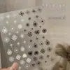 Pegatinas de Uñas Vintage al por Mayor Forma de Cruz Estilo Buccellati Lámina Dorada y Plateada Pegatinas 3D para Uñas Decoraciones para Uñas
