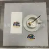 Mesa de comedor estilo occidental plegable de bolsillo con logo impreso, servilletas libres de polvo en dorado, plateado y oro rosa, toallas de papel de restaurante de una capa