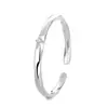 Anillo Cola de Mobius Incrustado de Diamantes de Plata de Ley S925 Simple Moda Nicho Alto Gama Anillo de Combinación Diaria Anillo para Mujeres