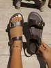 Comercio exterior transfronterizo, sandalias planas con hebilla grande para talla extra, nuevo estilo de verano para mujer, sandalias casuales tipo chancla con punta redonda, perfectas para la playa