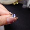 Anillo nuevo plateado 925 chapado en oro de 18k con incrustaciones de piedra lunar azul natural anillo directo de fábrica una generación de cabello