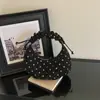 Bolso de Hombro Único Retro de Gamuza con Lunares para Mujer, Nuevo Bolso Cruzado Casual para el Trabajo, Bolso de Moda de Nicho Tipo Dumpling