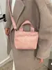 Bolso de Teléfono Móvil Mini Carta de Dama Bolso Retro de Gamuza 2025 Nuevo Bolso Cruzado Bordado para Mujer