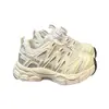Zapatos para niñas 2026 primavera y otoño nuevos, suela blanda, zapatillas de entrenamiento alemanas para niños, zapatillas deportivas para niñas pequeñas, zapatos de malla para niños