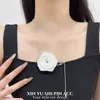Colar Extensível Rosa Branca Francesa para Mulheres 2026 Nova Moda Versátil Corrente de Suéter Acessórios
