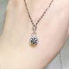 Celebrante Fast Hand Live Online recomenda colar de diamantes Mosan com imitação de cores D e pingente Condonne com oito corações e oito flechas