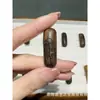 Accesorios de tarjeta de mano estática de madera de agar hechos a mano DIY accesorios de moda Wenwan pulsera de cuentas de Buda agujero de nariz de vaca superior e inferior S881