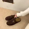Chinelos slip-on femininos 2026, outono casual novo estilo com fivela, chinelos casuais retrô para mulheres