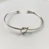 Pulsera Europea y Americana de Nudo de Amor de Metal para Mujer DIY Pulsera Abierta Joyería Dorada para la Mano Pulsera Tribal Kink de Novia