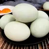 Huevos de Pato Frescos de Henan, Disponibles para Entrega en Paquetes de 10/20, Huevos de Pato de Corral Alimentados con Pasto de Cáscara Verde, Huevos de Pato Nativos de Cáscara Verde