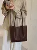 Bolsa de Palha Grande Capacidade Feminina 2026 Nova Moda Versátil Casual Bolsa de Ombro Toque de Luxo Bolsa Grande de Axila
