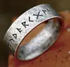 Guerrero de Hierro Corrosión Letras Vikingas Anillo Casual Letras Vikingas Escandinavas Anillo Casual de Acero Inoxidable Venta al por Mayor