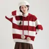 Fábrica de Origem Listrado de Veludo Floral com Capuz Feminino Novo Inverno Estilo Coreano Solto Preguiçoso Tricô Top