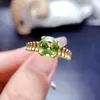 Anillo de Peridoto Natural Popular al por Mayor de Fábrica Plata S925 Incrustado con Piedra Principal 7*7 Joyería de Lujo Venta Directa de Fábrica