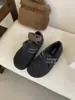 Novos Sapatos Birkenstock Slip-On de Sola Grossa para Mulheres 2025 Inverno Novo Estilo Sapatos de Algodão para Exterior com Forro de Lã