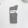 Calcetines de becerro para otoño e invierno, medias para niños, calcetines hasta la rodilla JK, calcetines de algodón adelgazantes verticales, calcetines de felpa negros y blancos para usar en exteriores