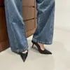 Zapatos de Mujer Negros Simples 2025 Nuevo Otoño Commuter Tacones Altos de Aguja Bajos Zapatos de Trabajo Punta Afilada Tacones Medianos