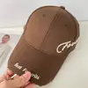 Gorra de Béisbol de Ala Dura con Bordado Lateral para Mujer, Gorra de Sombrilla de Ala Ancha Estilo Coreano para Primavera y Verano Que Hace que la Cara Parezca Más Pequeña, Gorra Versátil de Pico de Pato