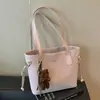 Bolso tote grande de alta gama retro modelo 2026 transfronterizo, bolso de hombro moderno, bolso de mano de nicho de moda