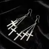 El arete de hermana se hizo viral~ Dulce, fresco, picante, aretes de botón con borla cruzada de tres capas, aretes largos individuales para mujer, estilo atmosférico, ganchos para la oreja