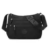 Bolso de hombro de nuevo estilo para mujer, casual y adecuado para madres de mediana edad, moderno y conveniente para el trabajo, bolso cruzado para mujer con múltiples compartimentos, hecho de tela