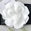 Novo Versátil Flor de Tecido Tridimensional Broche Acessórios para Cabeça para Vestidos de Casamento, Fantasias de Performance, Fantasias de Dança, Decoração Costurada à Mão