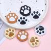 Accesorios de resina al por mayor diy hecho en casa hebilla para zapatos con agujeros clip para el cabello de gel crema dibujos animados pata de gato linda