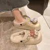 Bonitas pantuflas de punta cerrada para mujer, adecuadas para uso interior y exterior, diseño de dibujos animados, cálidas, cómodas, forradas de felpa, nuevo modelo de otoño e invierno, negro
