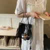 Bolsa Saco Novo Estilo Transfronteiriça para Mulheres, Bolsa de Ombro com Corrente Acolchoada Tendência Primavera/Verão 2026, Bolsa Transversal de Luxo de Alta Qualidade