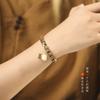 Pulsera de un solo círculo de cuentas cuadradas de sándalo verde para mujer, estilo étnico chino nuevo, linda garra de gato, curativa, estilo pastoral Mori, personalizada