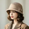 Nuevo sombrero de lana retro de tweed estilo francés para mujer, moderno sombrero de pescador de lana para otoño e invierno, sombrero tipo cubo elegante y que adelgaza el rostro