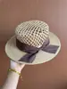 Sombrero de Paja de Verano para Mujer, Sombrero de Sol de Estilo Francés con Copa Plana, Sombrero Panamá Tejido Hueco Hecho a Mano para Vacaciones en la Playa