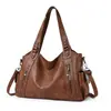 Bolsa de mano casual simple transfronteriza para mujer, nueva tendencia primavera 2026, gran capacidad, versátil, de hombro y cruzada de moda