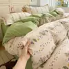 Juego de ropa de cama de cuatro piezas ultra suave, seguro para bebés Clase A, nuevo modelo 2026, adecuado para estudiantes que duermen desnudos en dormitorios, juego de tres-cuatro piezas con sábana y funda de edredón