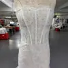 Encaje Francés Gama Alta Personalizado 2026 Nuevo Ajuste Delgado Vintage Floral Adelgazante Vestido de Ceremonia Nupcial Vestido de Boda