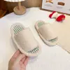 Pantuflas sencillas de peluche para niños, nuevo estilo otoño/invierno 2026, unisex, pantuflas de algodón tipo slip-on de peluche a cuadros estilo perezoso