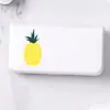 Pastillero dividido de dibujos animados, mini organizador de pastillas, caja de almacenamiento de medicamentos para viajes, pastillero portátil de tres compartimentos