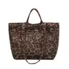 Bolsa de Tela Estampado Leopardo Estilo Coreano Bolsa Perezosa Otoño/Invierno 2026 Moderna Gran Capacidad Hombro Único Sencilla Bolso de Mano Tote para Mujer