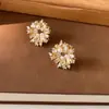 Pendientes de Perla Girasol Brillantes Baño de Oro Real Lujo Ligero Moda de Gama Alta Combinan con Todo Accesorios para Orejas Explosivos de Nicho para Mujeres