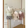 AS OFICIAL Blusa casual estilo francês para início de outono com cintura afunilada, decote halter, renda na barra e design de duas peças falsas para mulheres 28698