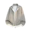 Otoño/Invierno 2026 Nueva Chaqueta Casual de Cheurón para Hombre Abrigo Moda Juvenil Holgada con Capucha de Cuello Alto Top para Hombre