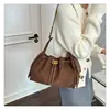 Bolso de hombro acolchado estilo Chanel, bolso hobo de moda de gran capacidad, bolso tipo cubo con cordón, bolso bandolera con cadena, bolso de mujer