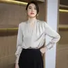 Nueva camisa blanca de satén con cuello en V de alta gama para otoño para mujer, elegante camisa interior para traje, top profesional de manga larga estilo francés