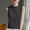 Novo modelo de outono de 2026, colete de malha 100% algodão feminino com gola redonda semi-alta, top de manga curta liso